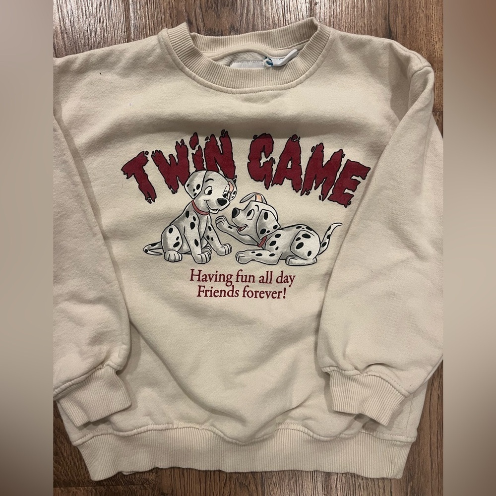 Disney Classic x Zara 101 Dalmatian Sweatshirt 8-9 EUC